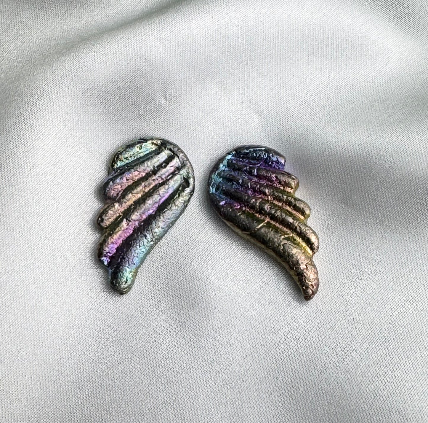 Rainbow Bismuth Angel Wings Carving Set of 2