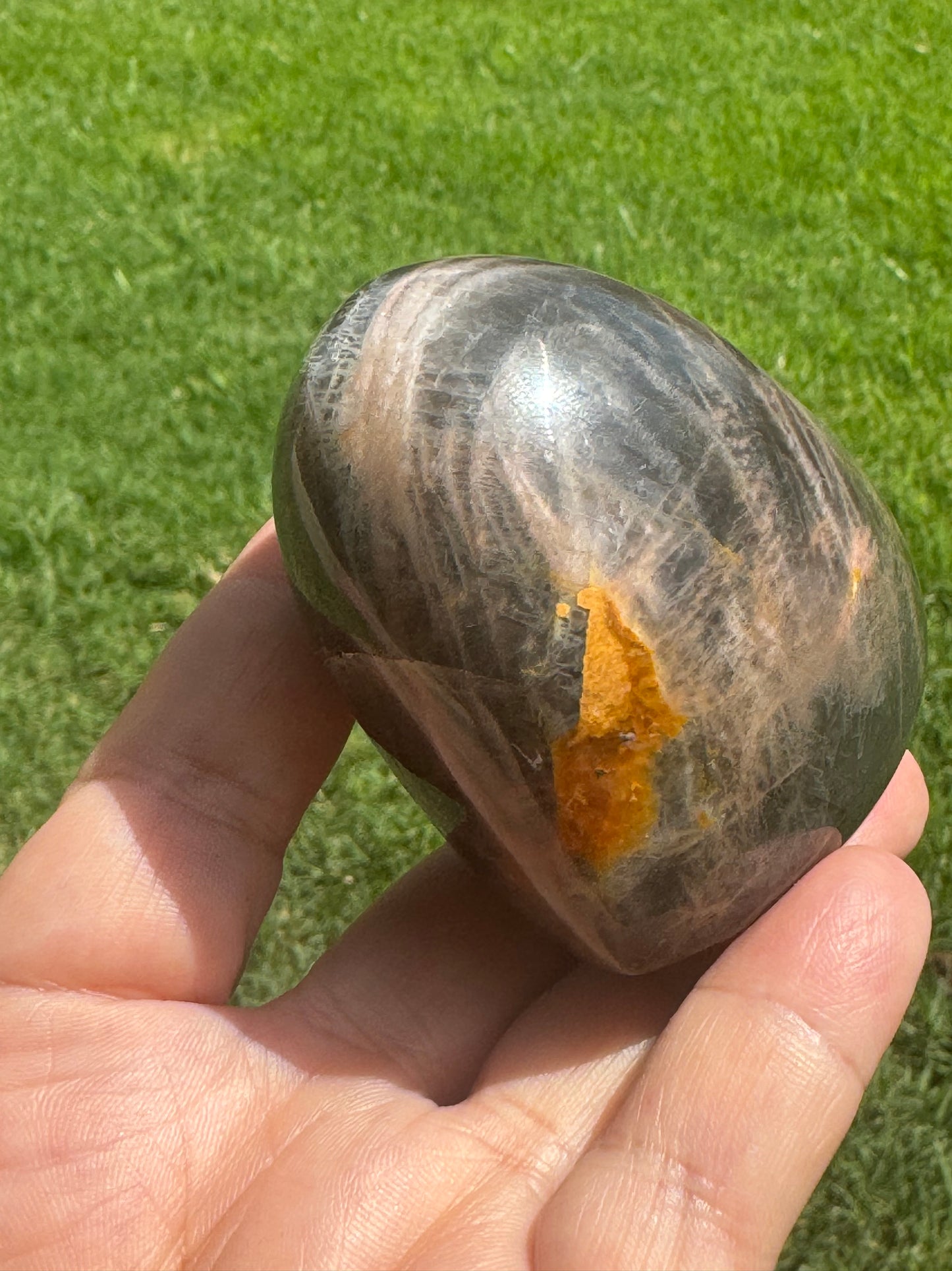 Black Moonstone Heart Carving