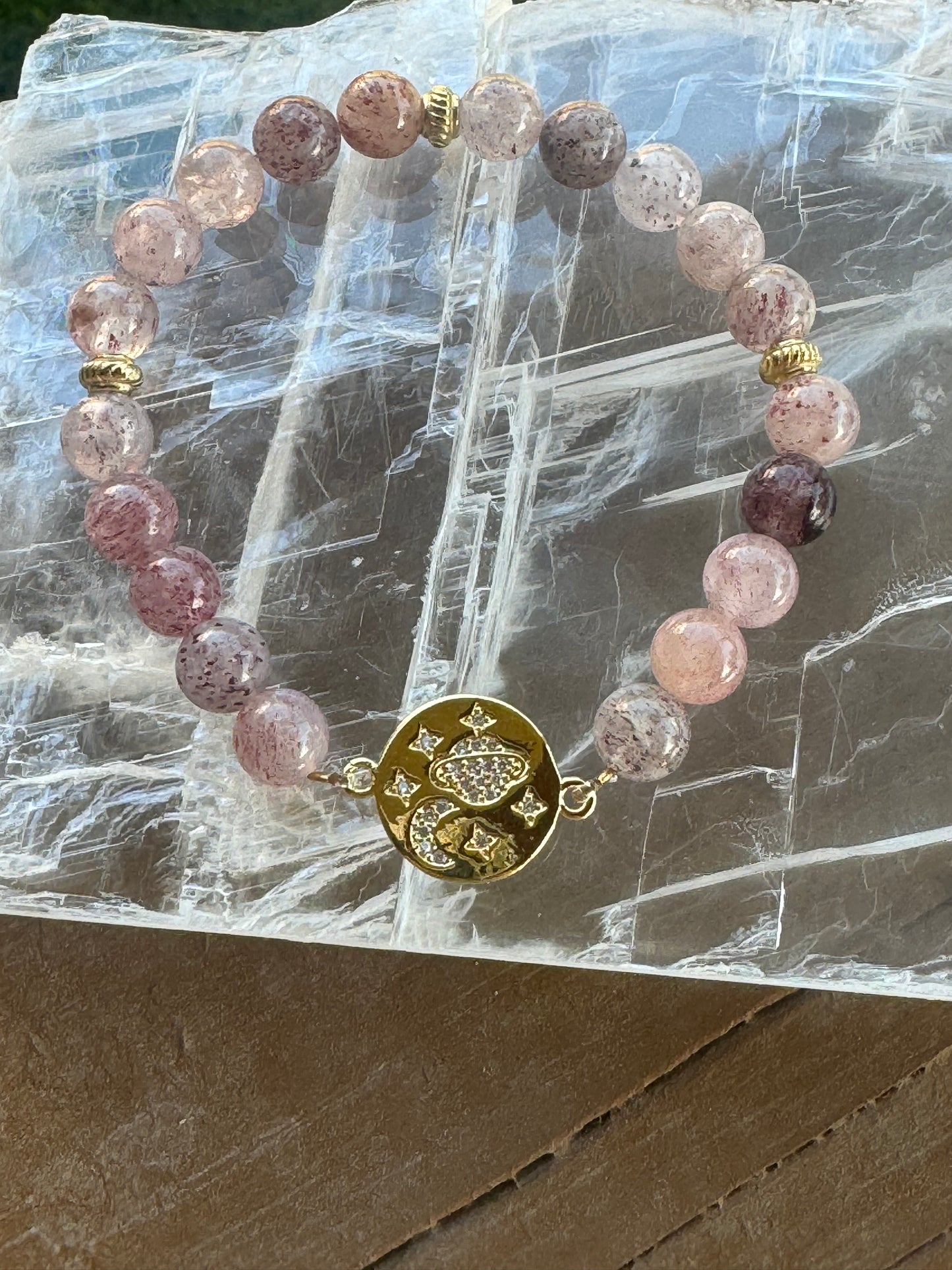 Rose Quartz and Gold-Plated Charm and Dividers 8 mm